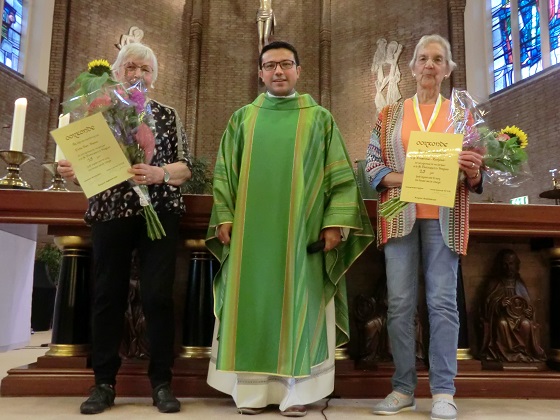 25 jaar koorlid zijn bij het parochiekoor Hoogland (UPDATE)