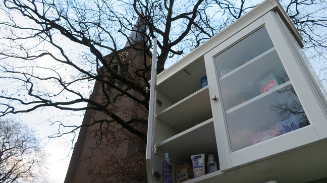 Voedselkastje en ruilbibliotheek bij St. Martinuskerk