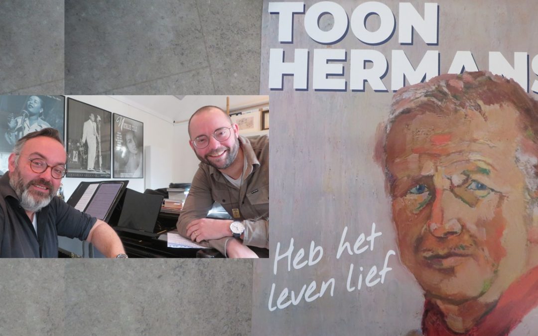 Bram en Harrie nodigen je uit met liedjes van Toon Hermans